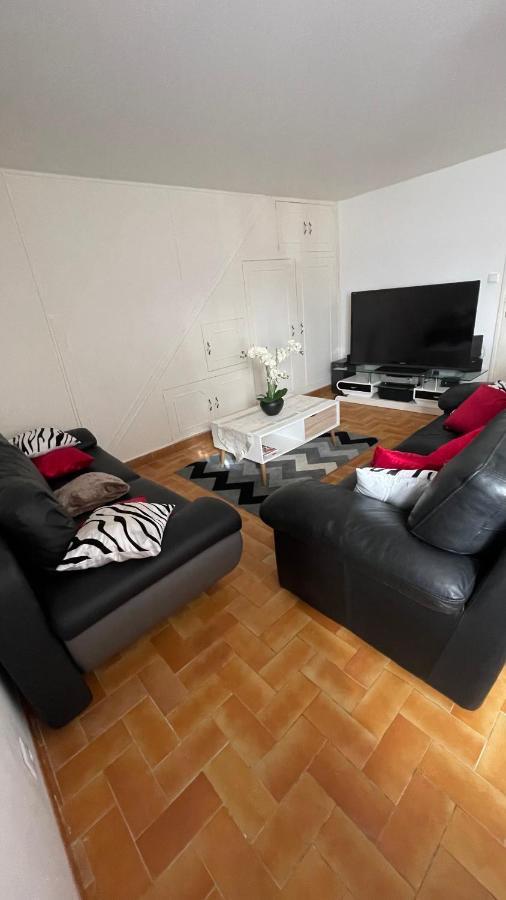 Belle Maison Avec Jardin Rdc T3 De 70M2 Vacances Ou Cure Thermale Rochefort Exteriér fotografie