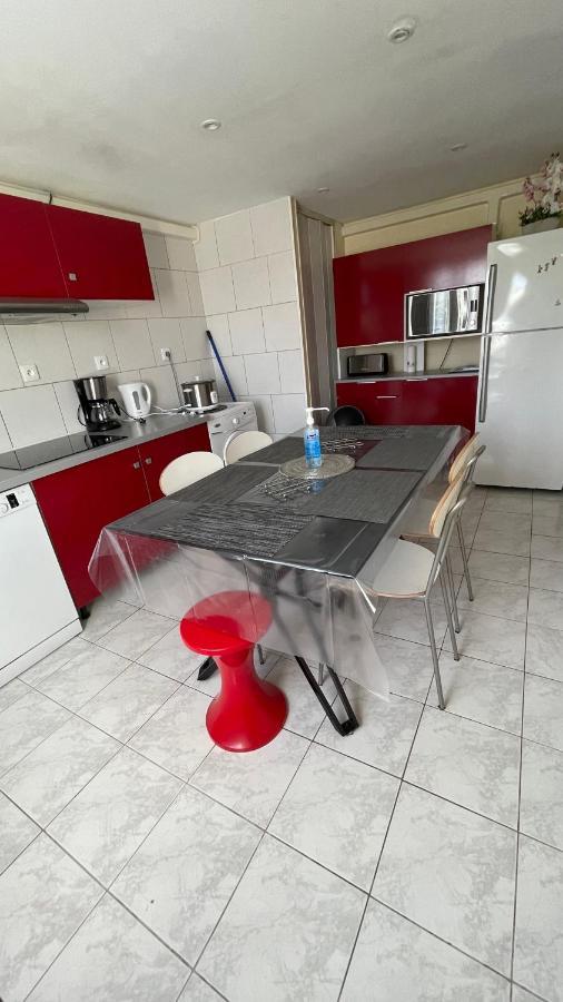 Belle Maison Avec Jardin Rdc T3 De 70M2 Vacances Ou Cure Thermale Rochefort Exteriér fotografie
